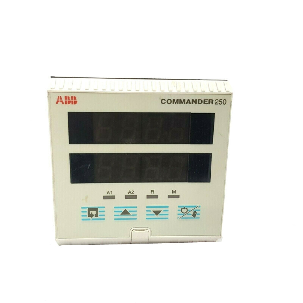 ABB C300/0110/STD Commander 300 وحدة تحكم العمليات العالمية