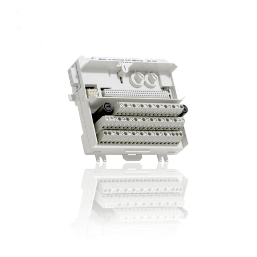 وحدة إنهاء الوحدة ABB TU890 3BSC690075R1