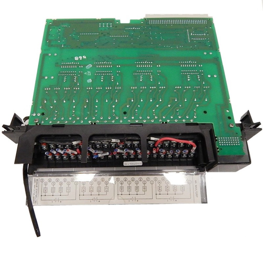 GE IC697MDL750 90-70 وحدة الإخراج المنفصلة العبقرية